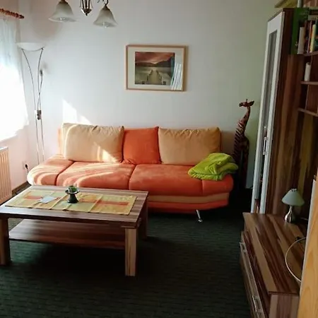 公寓 Gemuetliche Mit Terrasse Milbitz