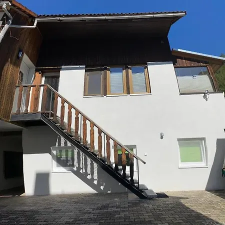 Gemuetliche Mit Terrasse